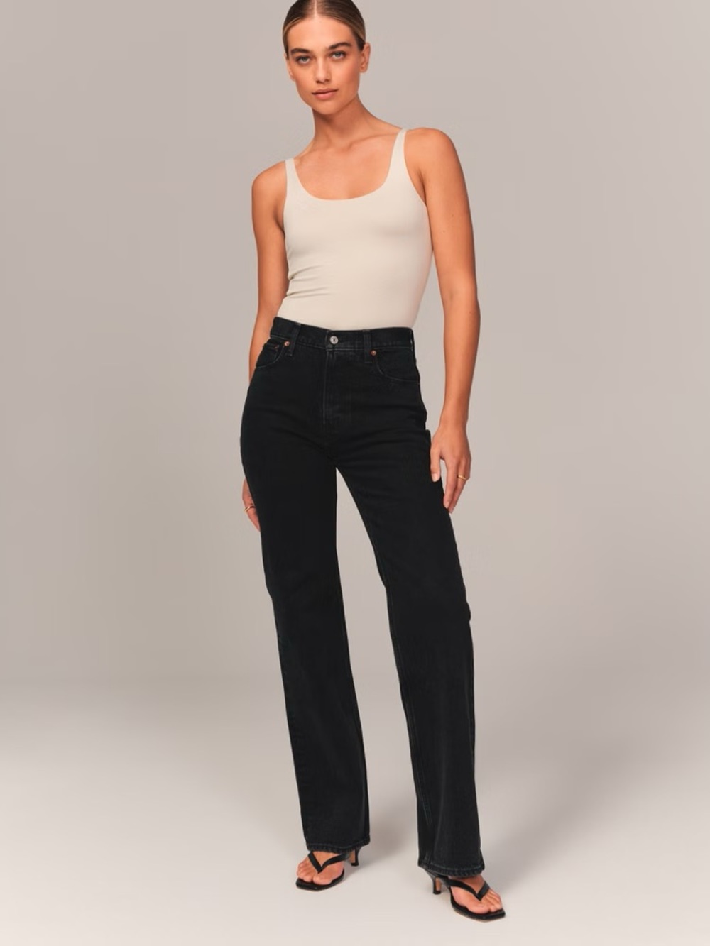 Abercrombie & Fitch High Rise 90s Relaxed Jean Curve Love